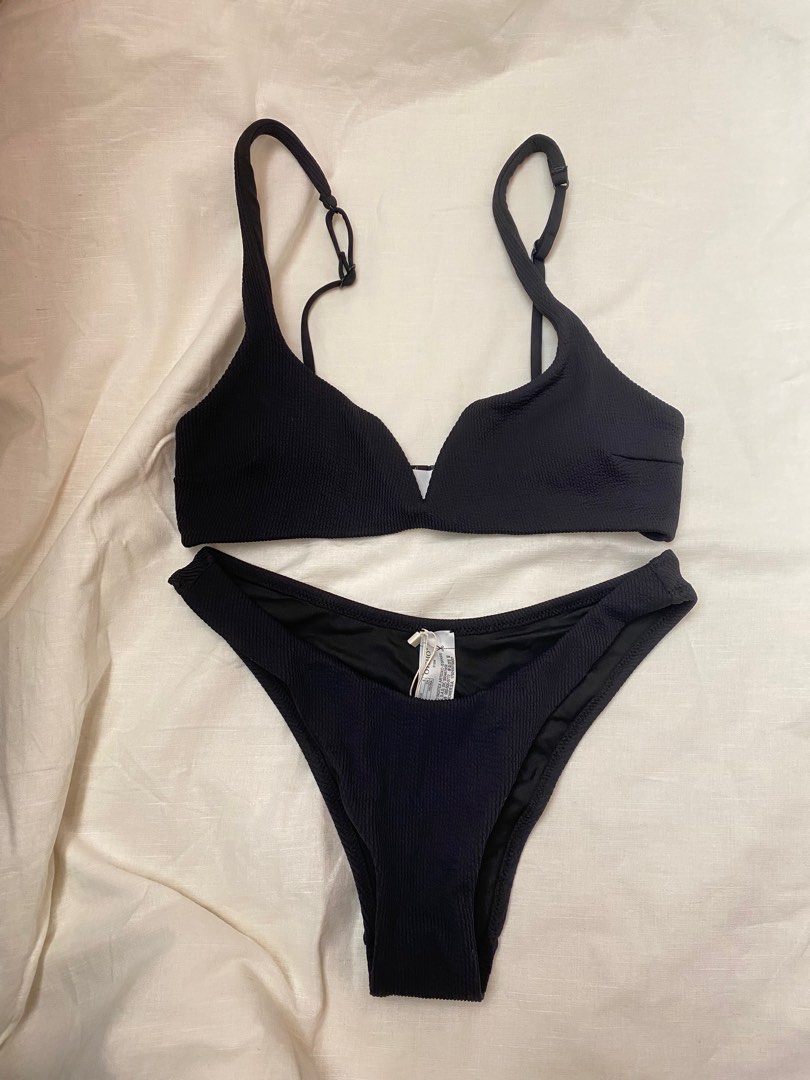 Oysho bikini S, 女裝, 泳裝, 泳衣 - Carousell
