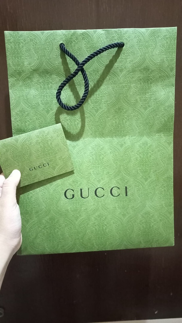 Paper Bag Gucci Original (bukan beli di indo) With Invoice Card on