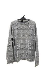 Patterned Sweater - Medium