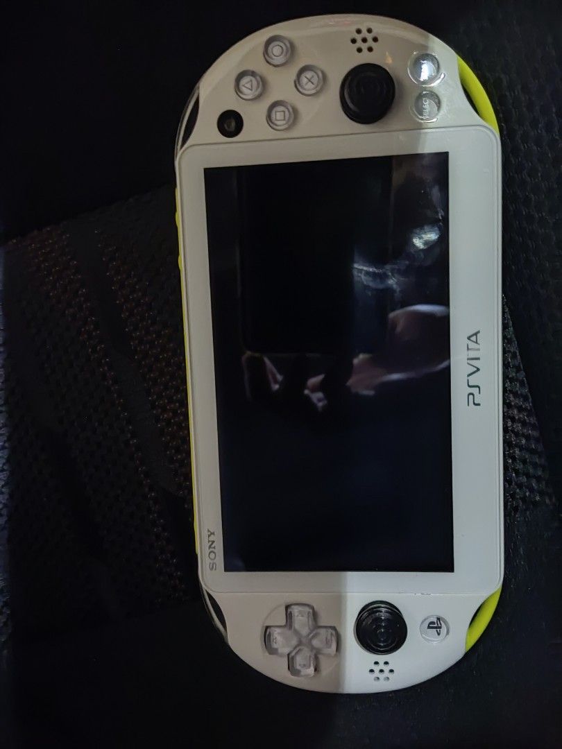 Ps Vita 2k Lime Green Henkaku Jailbreak version, Video Gaming, Video