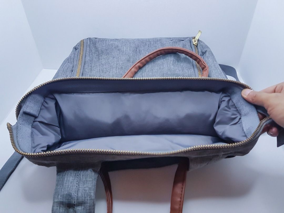 Ryco Madison Nappy Diaper Backpack Bag (Category: Backpacks) located in Manila. Submitted by hommie888 (Listing ID 1232504504, Image 3). Description: Specs: Length: 15 inches Height: 12 inches Width: 5 inches RFS: Decluttering. Still a bit negotiable. Message us for inquiries. Thank you and God bless. .