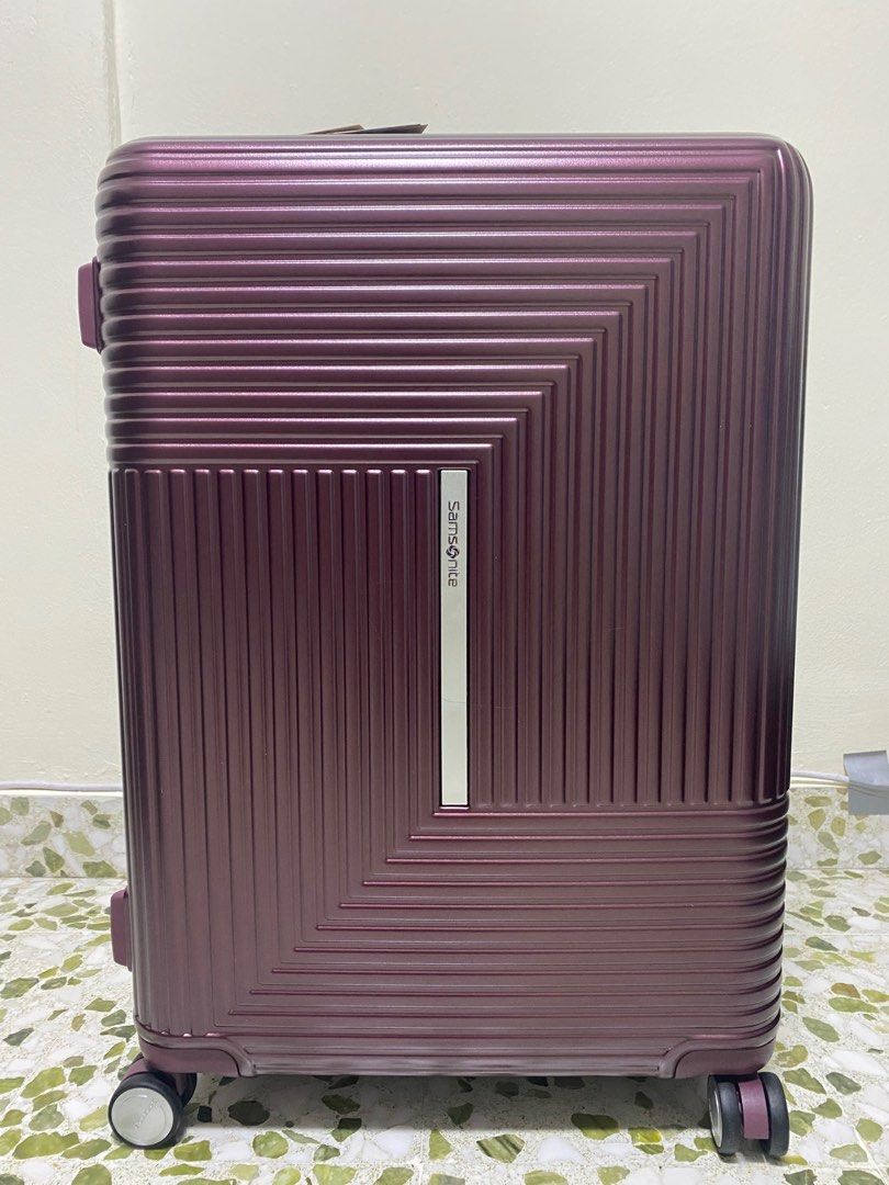 Samsonite Luggage Prestige 69cm Spinner Exp 360 with builtin scale