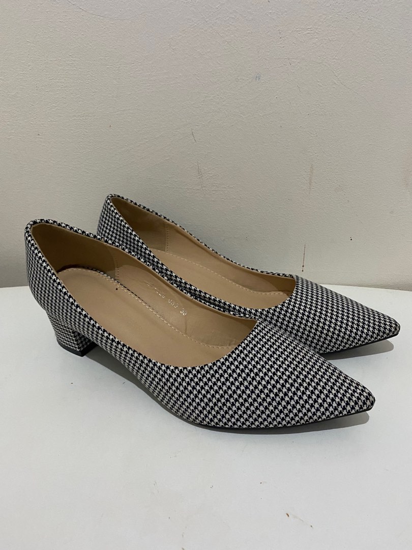 Head over cheap heels sepatu