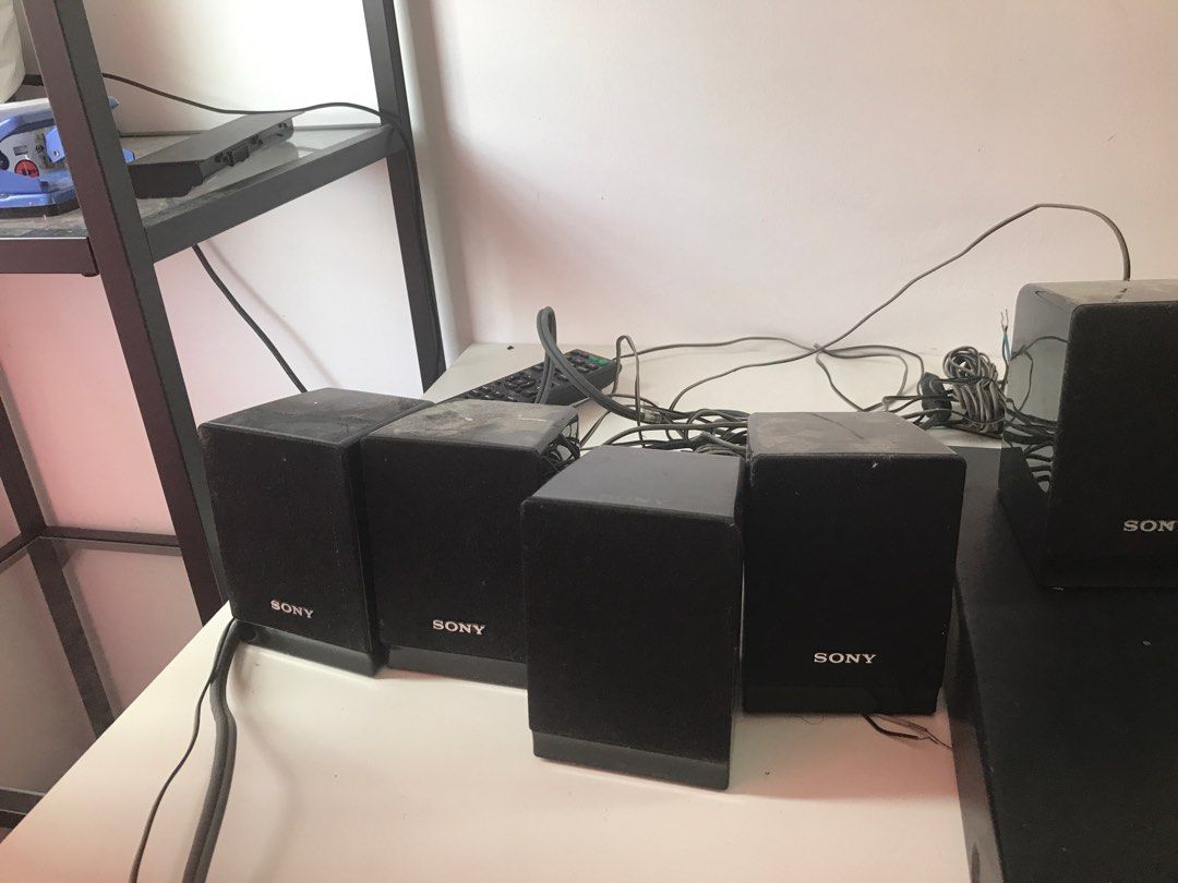 SONY DVD HOME THEATRE SYSTEM DAVTZ140, TV & Home Appliances, TV