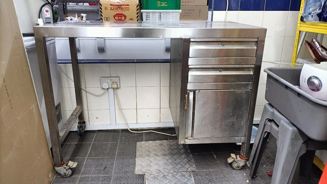 Stainless steel table, Furniture & Home Living, Furniture, Tables