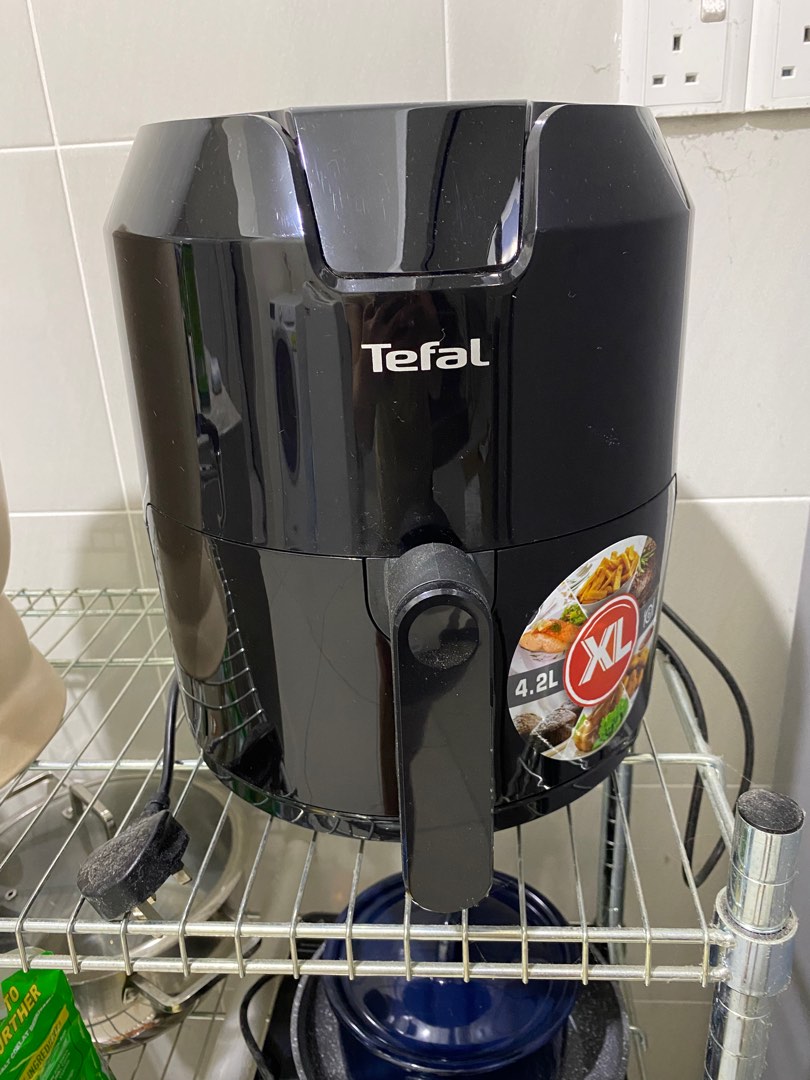 Tefal air fryer XL, Furniture & Home Living, Kitchenware & Tableware
