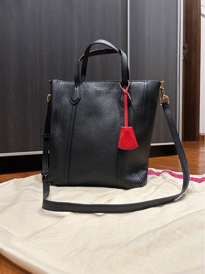 Tory burch black discount pebbled leather tote