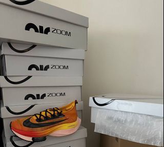 Virgil Abloh signed Nike Zoom Flyknit , Men's Fashion, Footwear, Sneakers  on Carousell