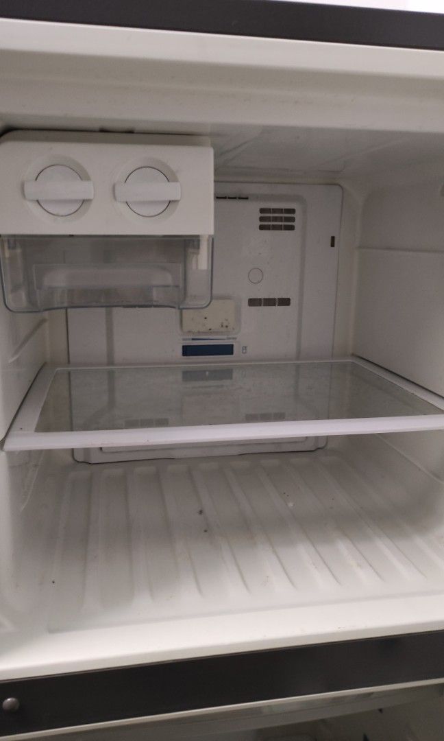 Used Electrolux Refrigerator ETB3502PE for sale, TV & Home Appliances