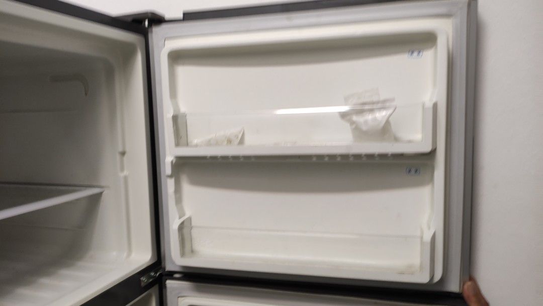 Used Electrolux Refrigerator ETB3502PE for sale, TV & Home Appliances
