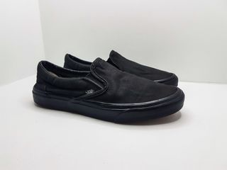 Vans Classic Black Canvas Skater Shoes For Men and Women