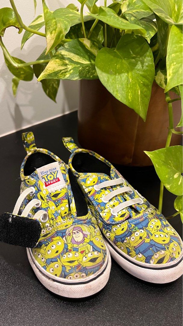 Vans toy story femme beige on sale