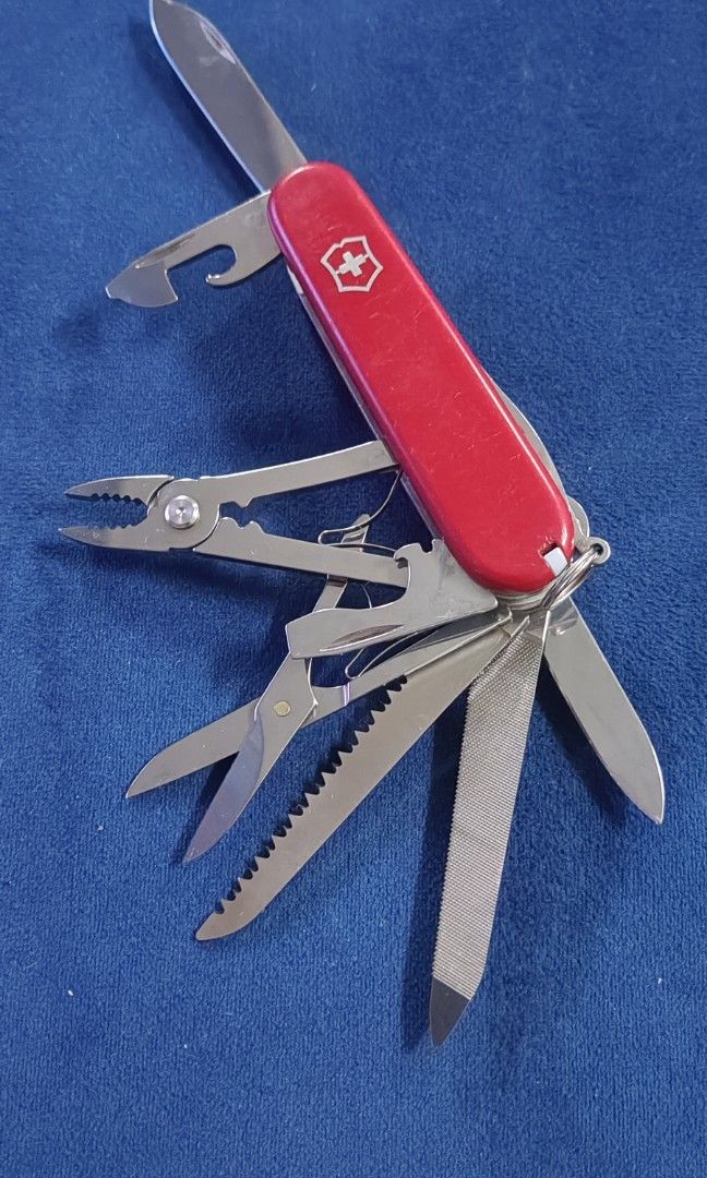 Victorinox handyman top