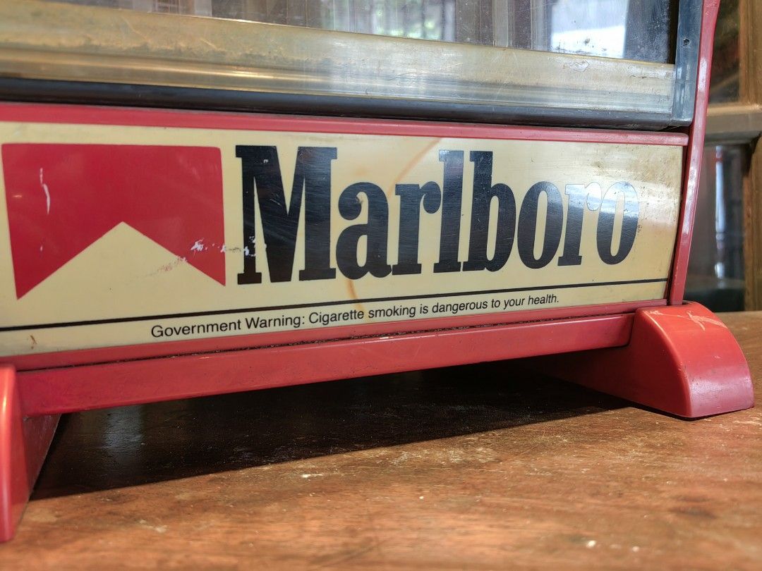 Vintage Marlboro Display Rack, Hobbies & Toys, Memorabilia