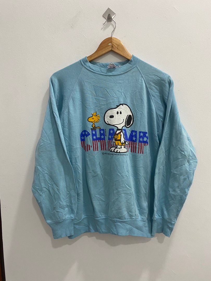 Vintage Snoopy Sweatshirt, Men's Fashion, Coats, Jackets and Outerwear on  Carousell