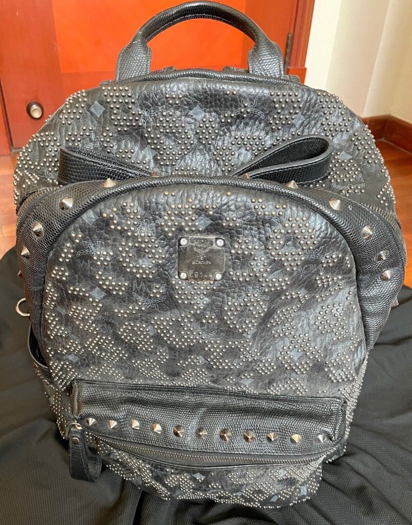 100 AUTHENTIC MCM M NCHEN LARGE STUDDED BACKPACK IN BLACK LEATHER C9144