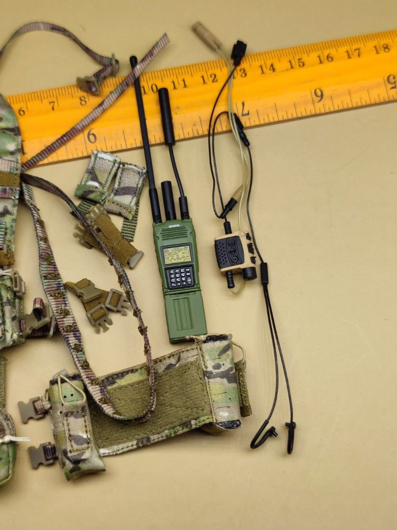 1/6 scale ES26053R PARARESCUE JUMPERS - Tactical Vest + Radio set ...