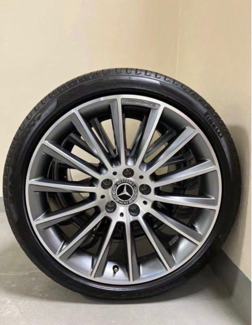 Pirelli Tires For Mercedes Benz E350 19” Mercedes Benz Original AMG Staggered Rim with Perelli Runt Flat