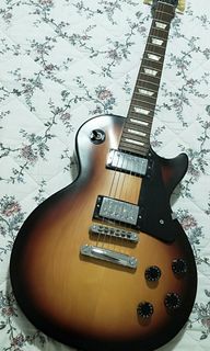 (Category: ) located in . Submitted by bruceguitars63 (Listing ID 1232686619, Image 1). Description: .