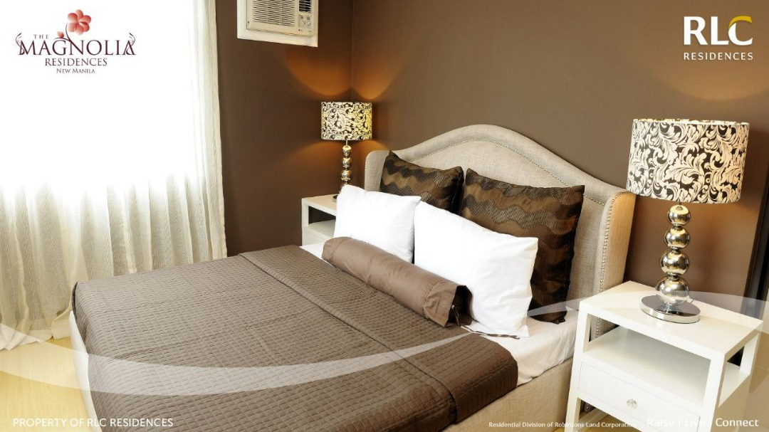 2 BR RENT TO OWN IN MAGNOLIA RESIDENCES ALONG NEW MANILA ACROSS ROBINSONS, Property, For Sale