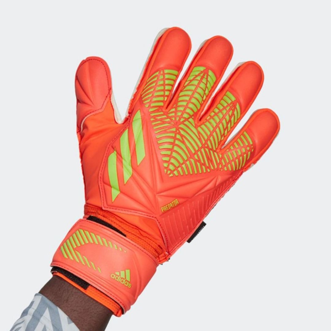 Reinforced discount goalkeeper gloves