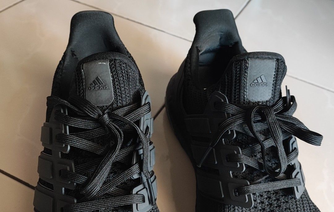 Ultraboost allblack hot sale