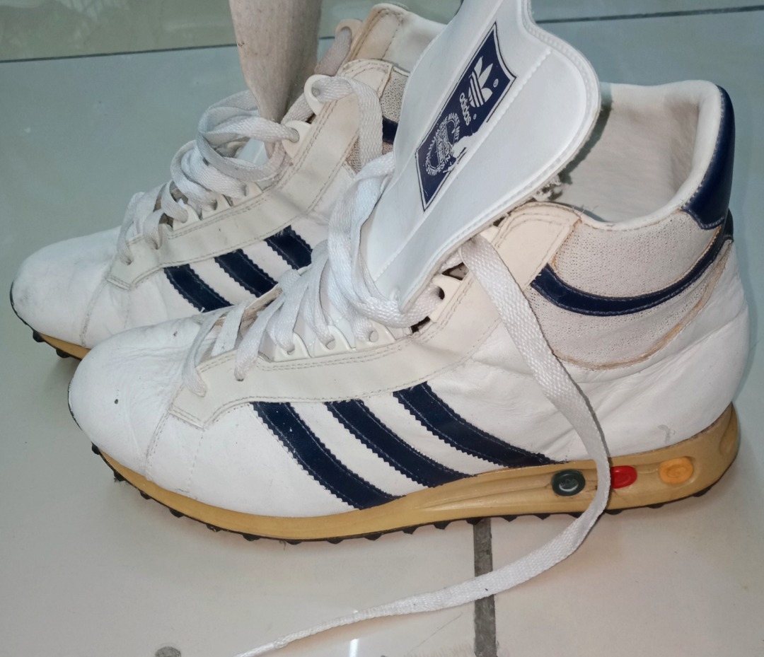 Adidas jogging hotsell high 2