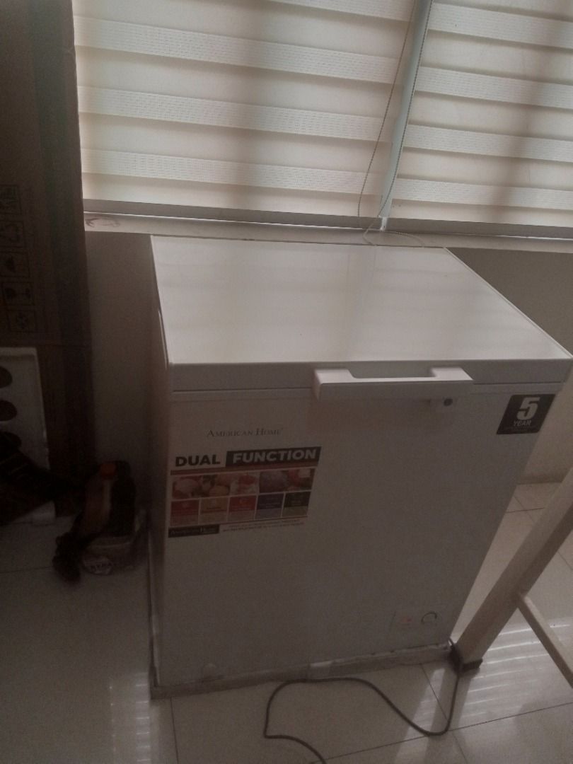 American Home Chest freezer 5.1cu.ft/145L, TV & Home Appliances