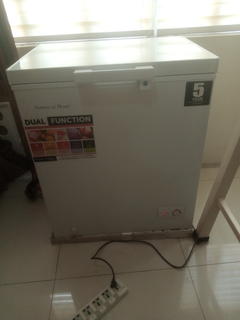American Home Chest freezer 5.1cu.ft/145L, TV & Home Appliances