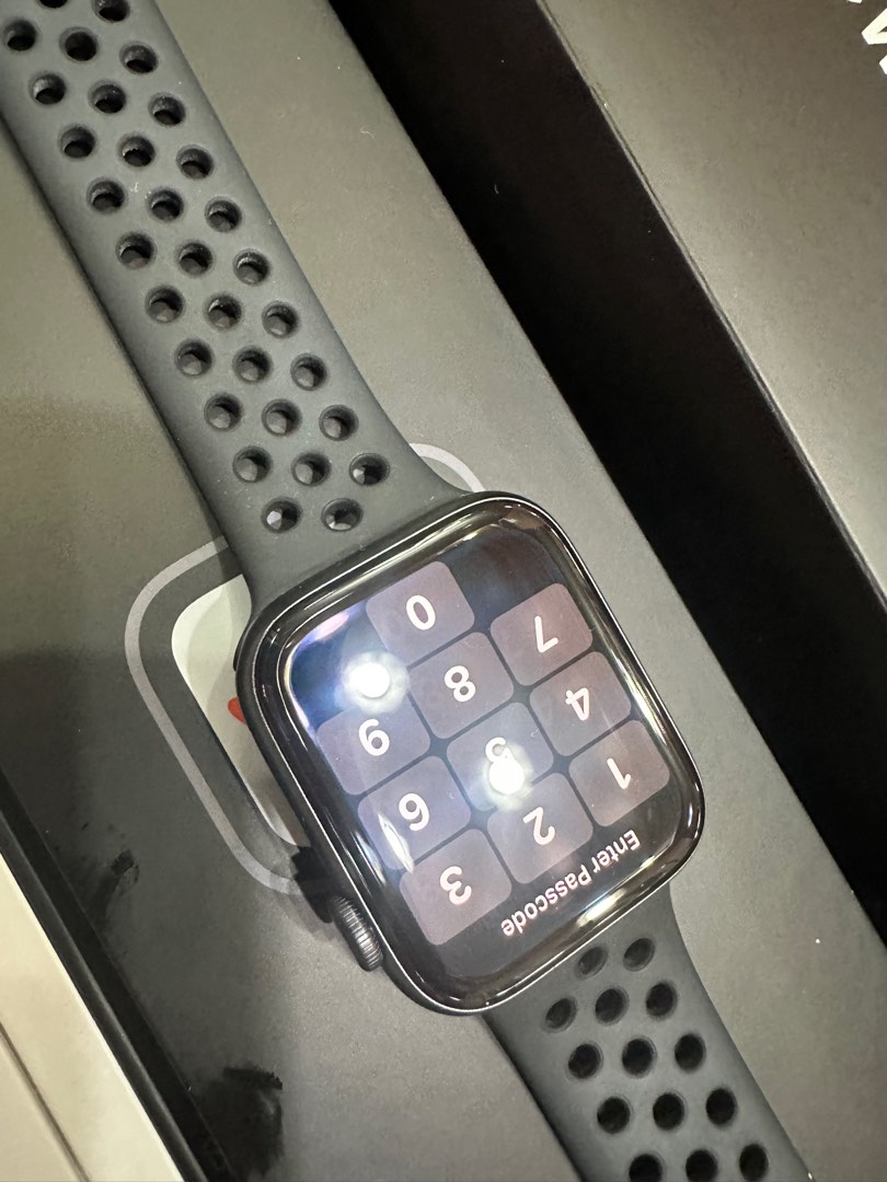 nike  watch 7