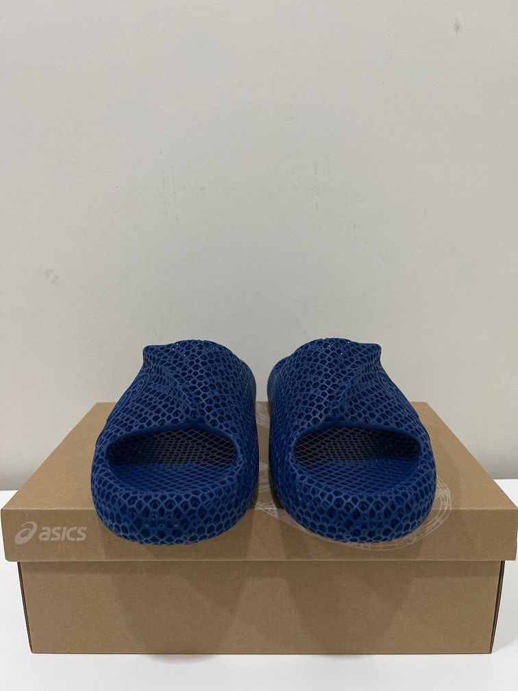 sandal asics