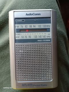 AudioComm Am/Fm Pocket radio