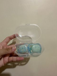 Avent Pacifiers (Glow in the Dark)