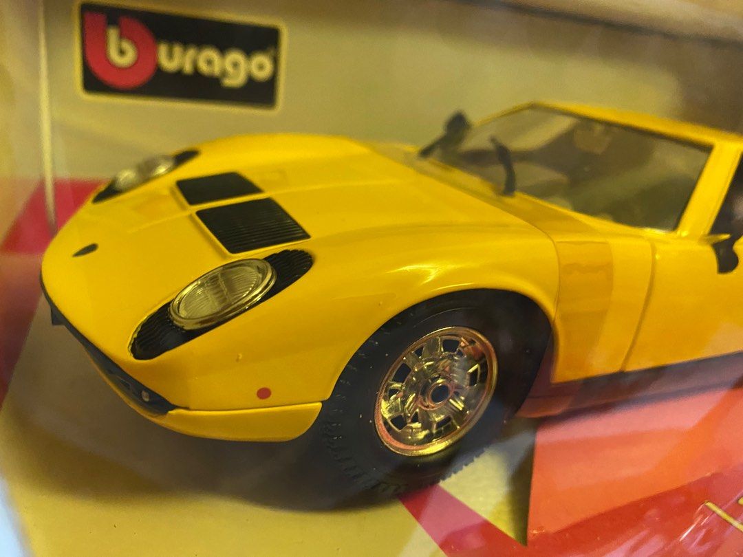 Bburago Lamborghini Miura 1968 Hardtop - Yellow (1:18 scale), Hobbies ...