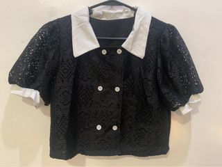 Brandnew Black & white lace top