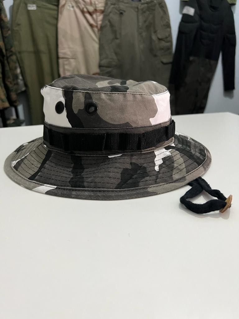 Boonie hat urban camo top
