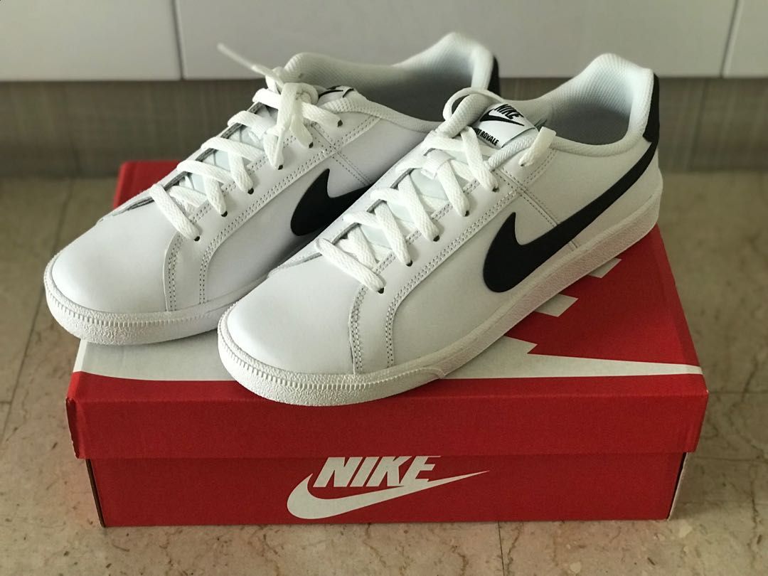 Casual nike deals