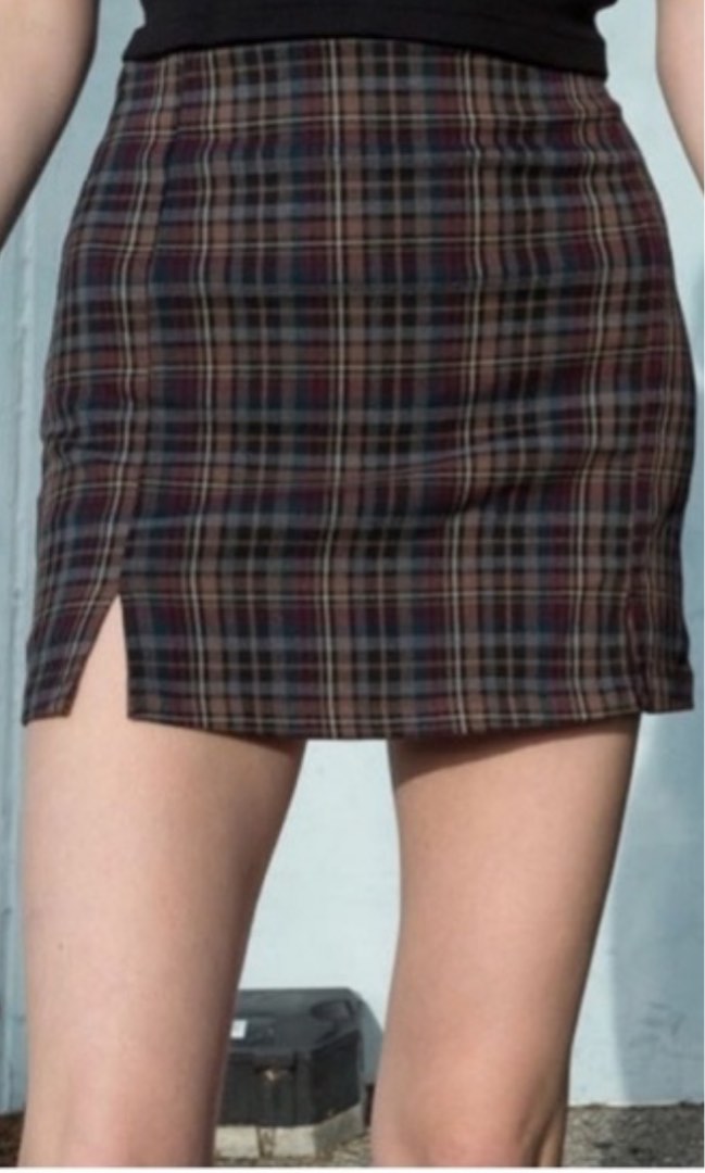 Brandy melville rare cara skirt in brown, Women's Fashion, Bottoms