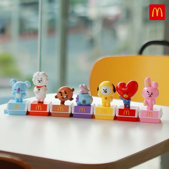 BT21 BTS MCDONALD'S HAPPY MEAL FIGURINE MCDO LIMITED EDITION, Hobbies