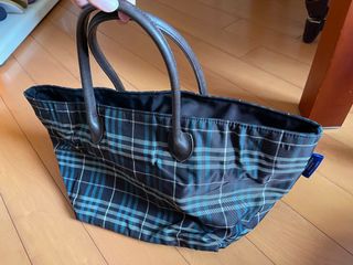 （分類：）位於 。 由 agpeterag 提交（商品編號 1232744621，圖片 1）。簡介： 。