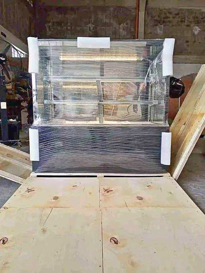 Cake chiller commercial (Category: Electrical, Adaptors & Sockets) located in Manila. Submitted by cilereondanga47756 (Listing ID 1232752343, Image 1). Description: *Upgrade electric heating wire to eliminate fog •Double glazed. glass to lock temperatures to prevent air leakage •3D cool air circulation system, cold circulation is more energy-saving Cooling faster, food is fresher and tastes better. •Upgraded warm white LED bulbs, softer light mak