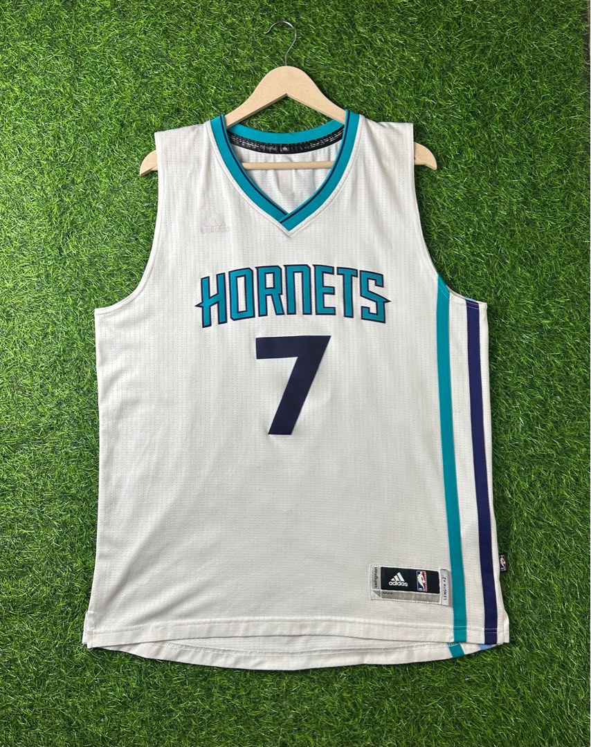 Hornets shop white jersey