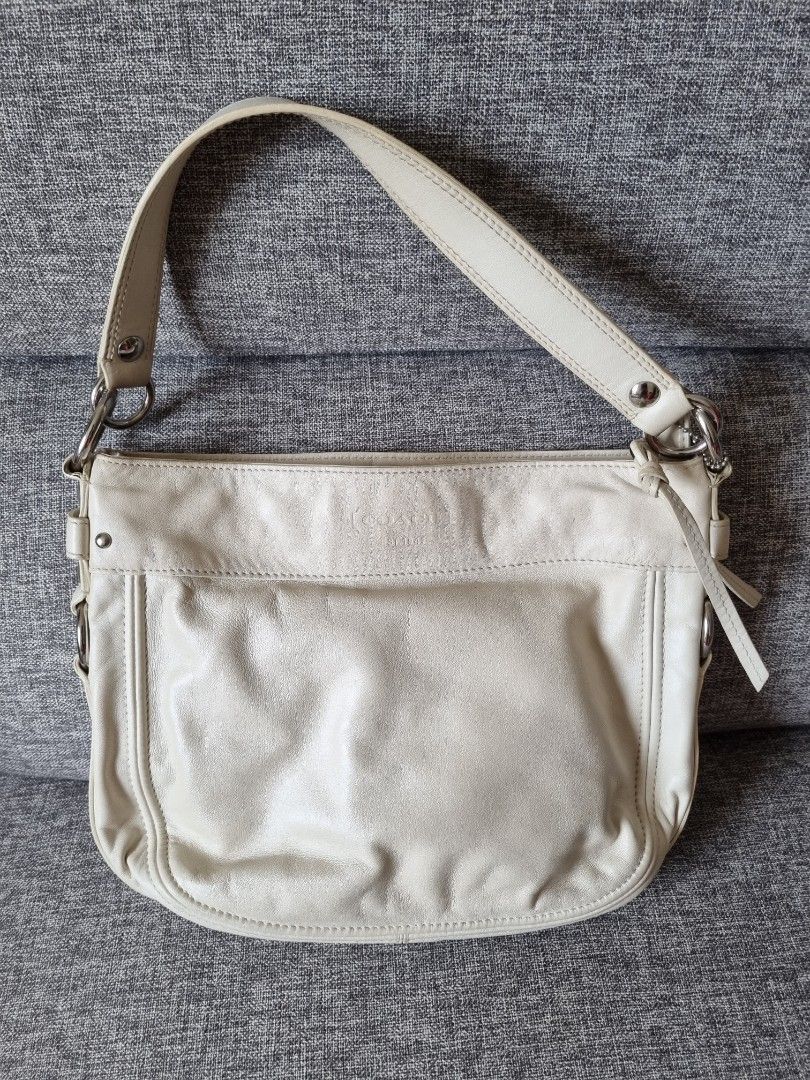 Coach Zoe Leather Hobo Bag, Women's Fashion, Bags & Wallets, Tote Bags