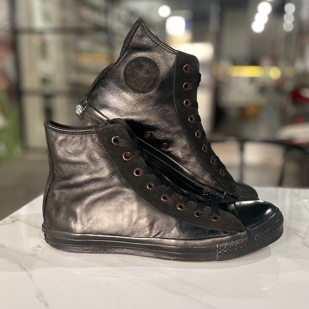 Converse leather high top full black, Fesyen Pria, Sepatu , Sneakers di  Carousell