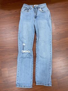 (Category: ) located in . Submitted by preloved_67 (Listing ID 1232770347, Image 1). Description: .
