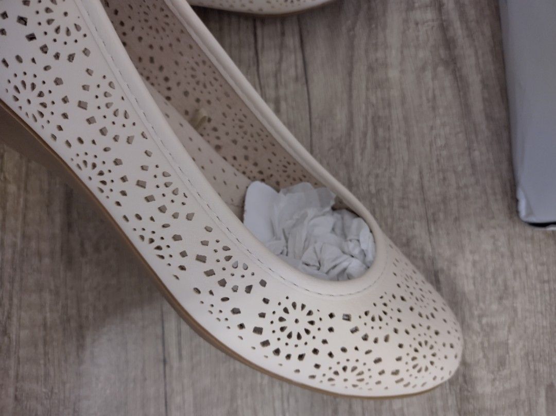 Croft and barrow ballet flats top