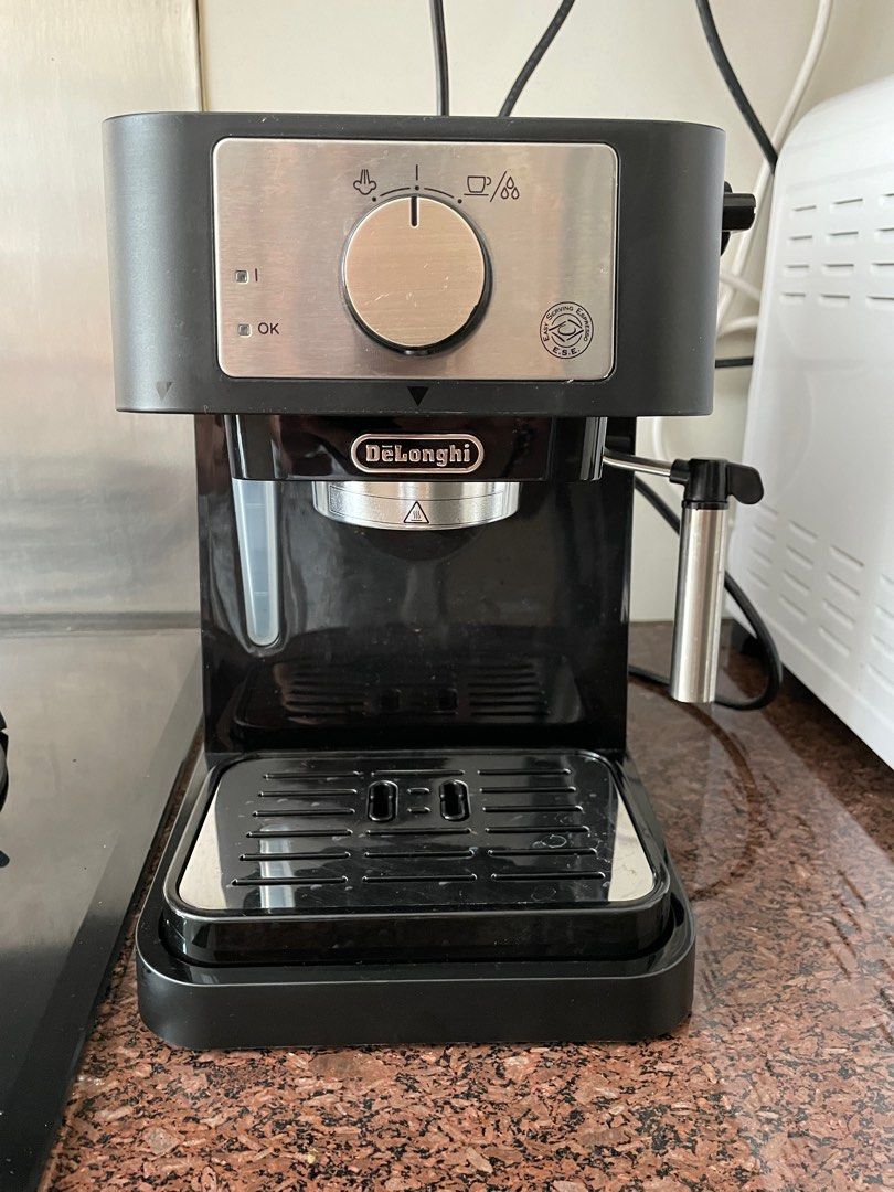 De'Longhi STILOSA Espresso & Cappuccino Machine EC260BK - Lightly Used,  Fast Heat-Up, Superior Performance!