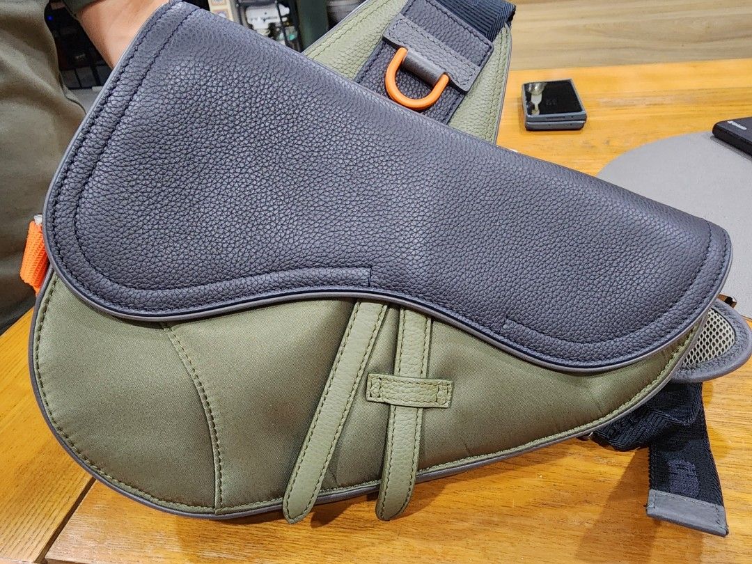 Dior & Sacai Saddle Bag, Men's Fashion, Bags, Sling Bags on Carousell