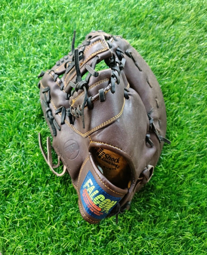 Harga glove 2025 softball