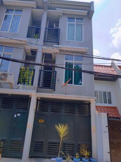 FOR SALE Townhouse in San Juan City